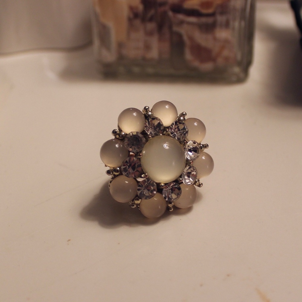 Sparkly Statement Ring - Picture 2 of 3